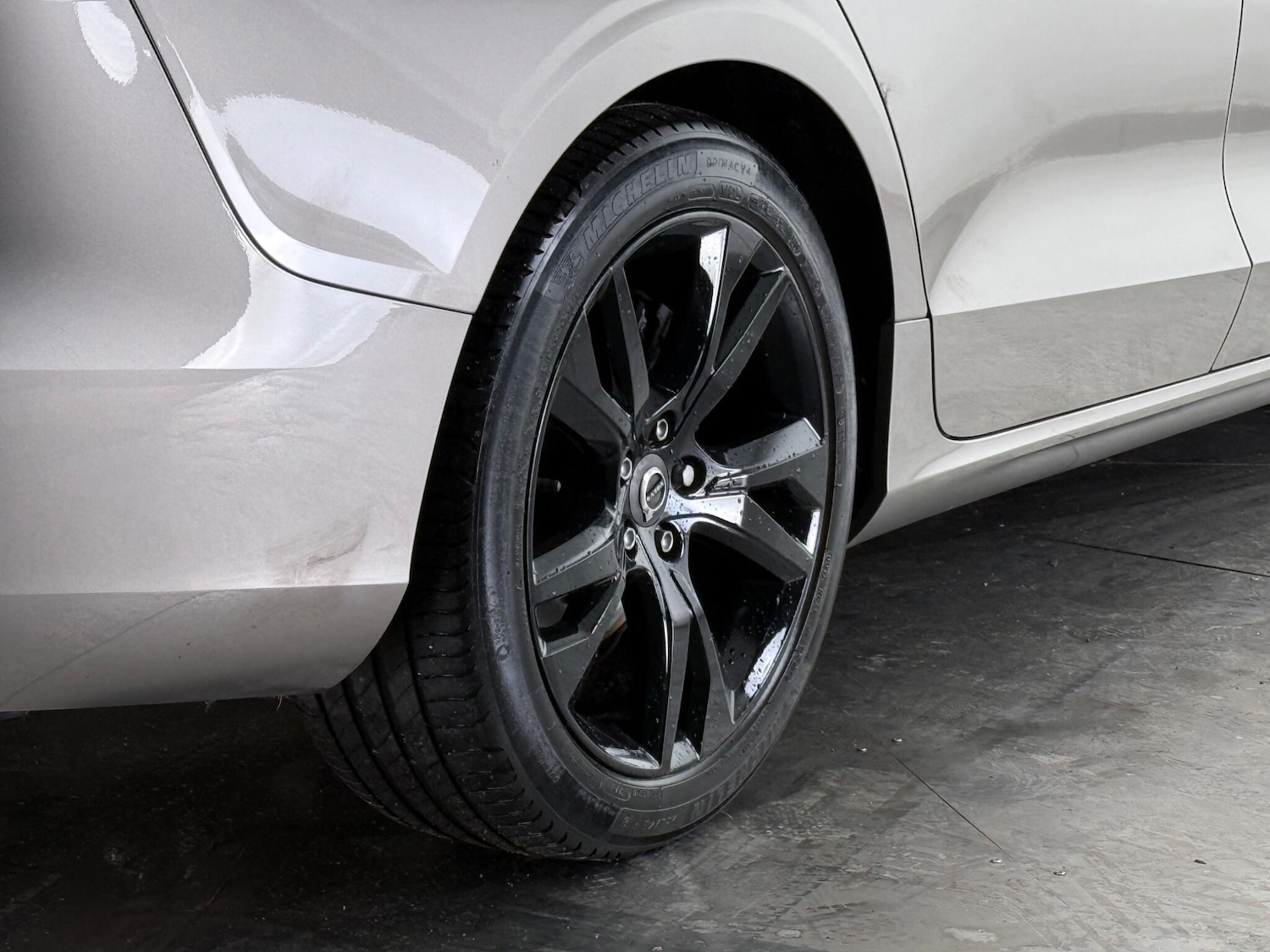 Used Volvo V60 2022 for sale - 77575518: Photo 9