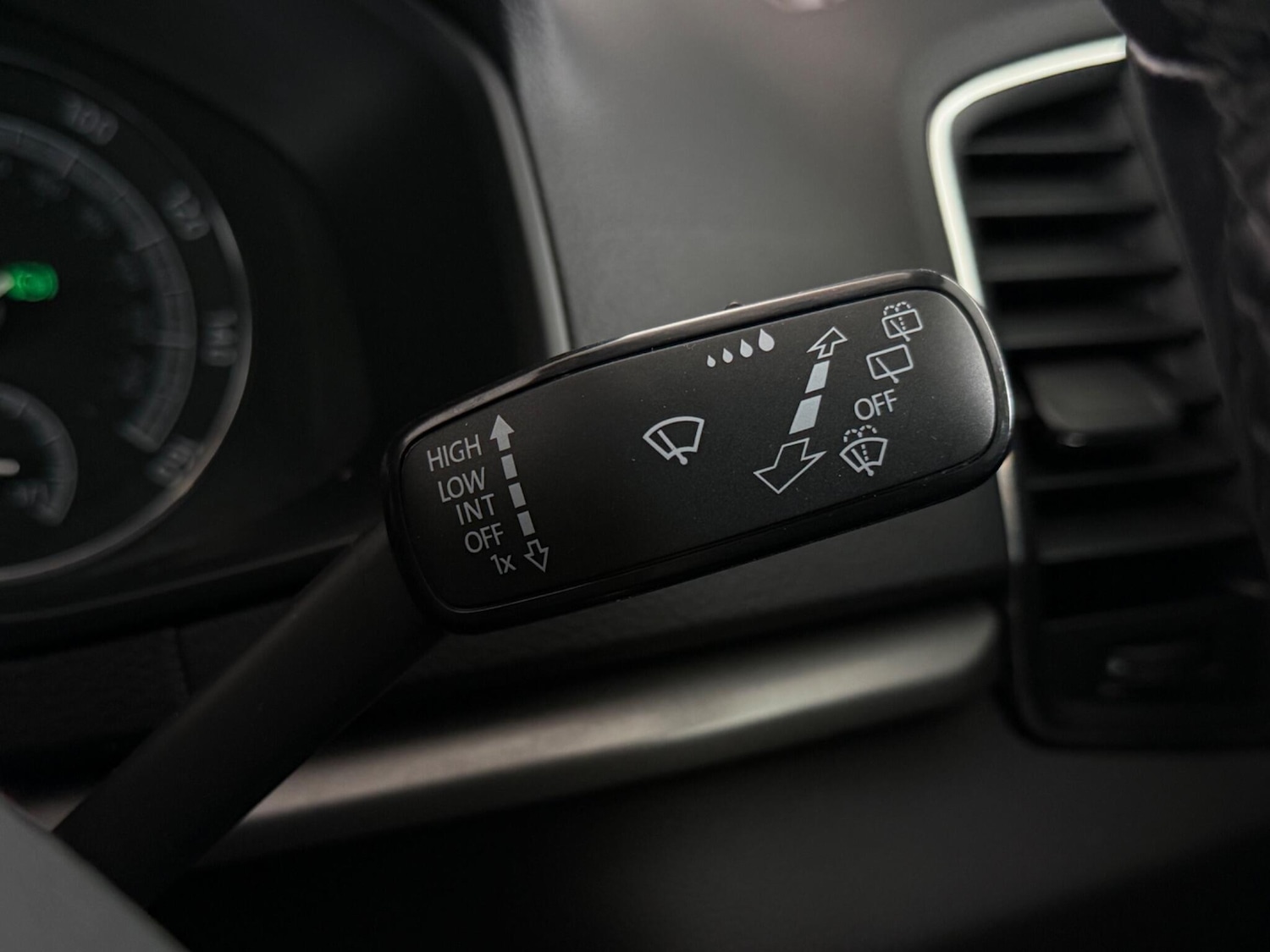 Used Skoda Karoq 2019 for sale - 77216511: Photo 23