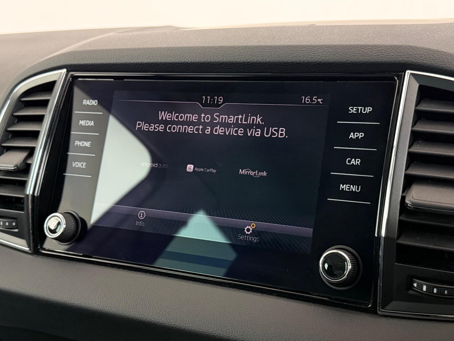 Used Skoda Karoq 2019 for sale - 77216511: Photo 24