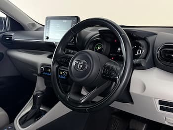 Used Toyota Yaris 2021 for sale - 79699065: Photo