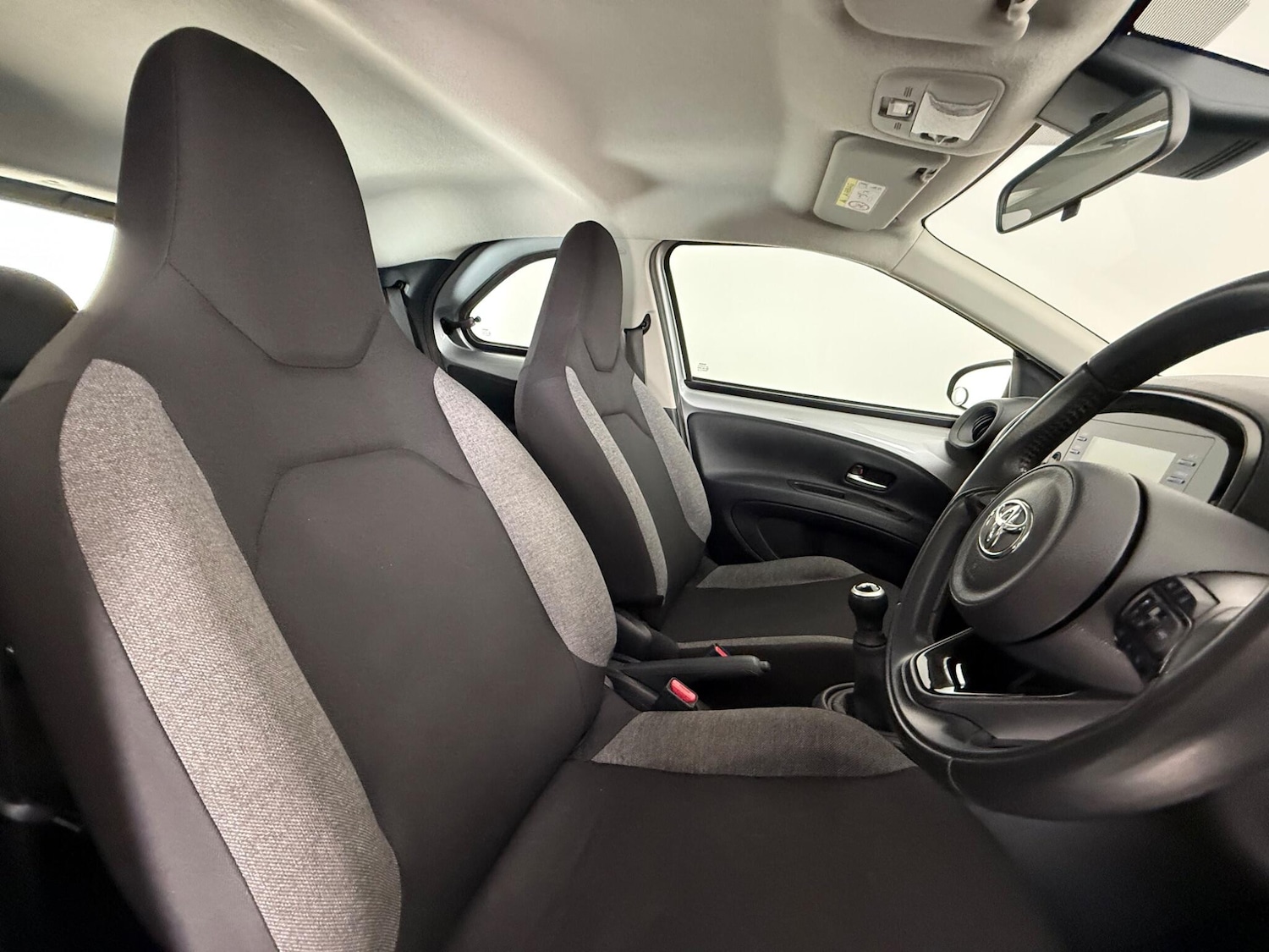 Used Toyota Aygo X 2022 for sale - 77456614: Photo 11