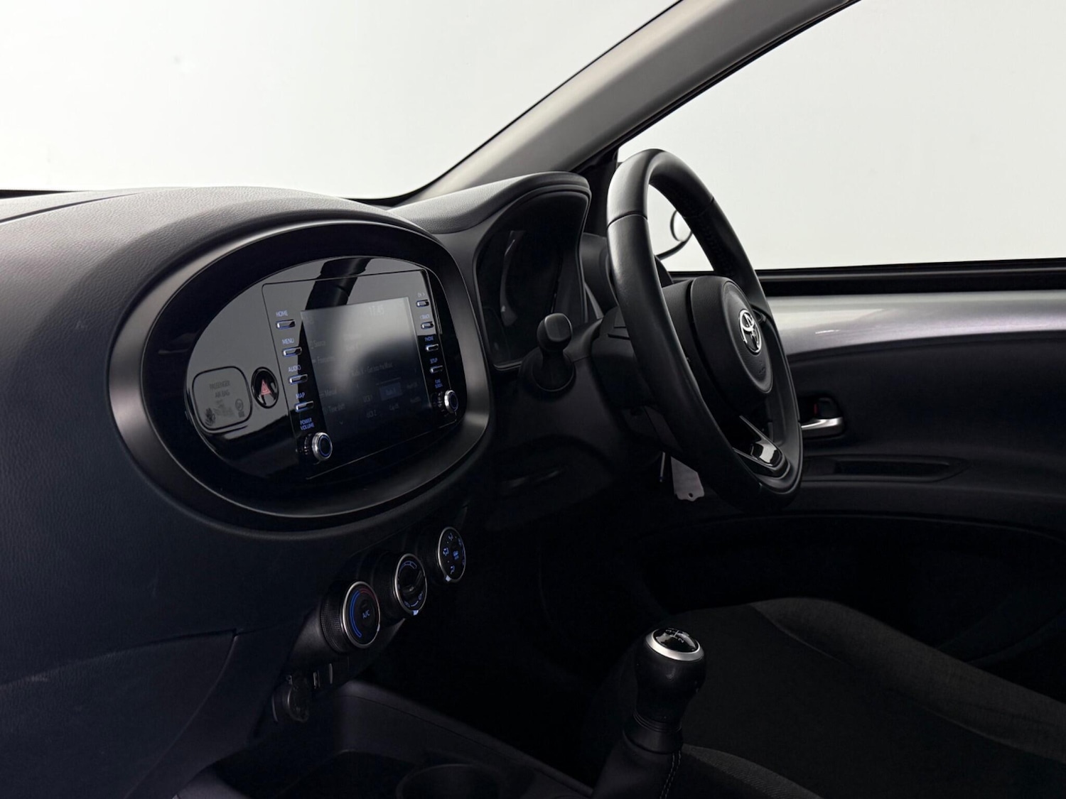 Used Toyota Aygo X 2022 for sale - 77456614: Photo 12