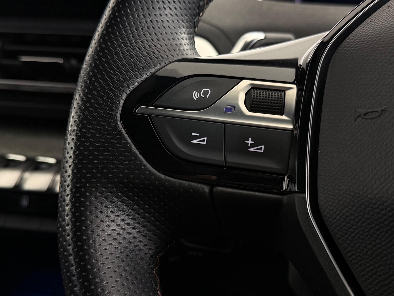 Used Peugeot 5008 2022 for sale - 77182664: Photo 18