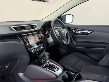 Used Nissan Qashqai 2017 for sale - 78517609: Photo