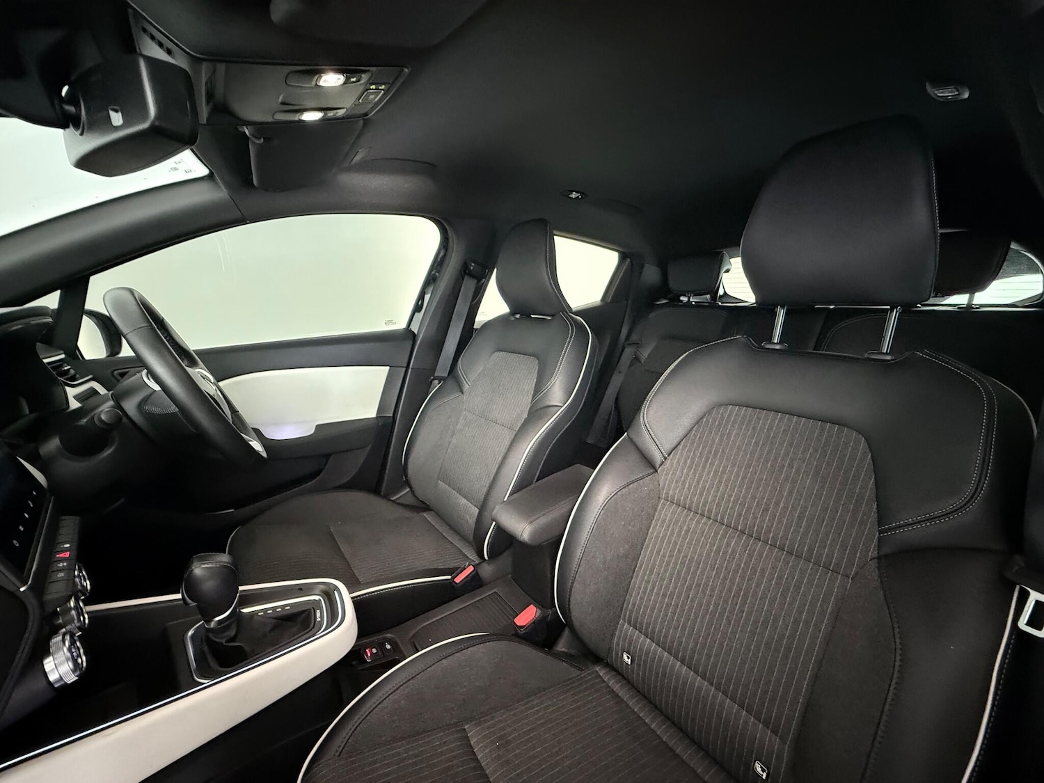 Used Renault Clio 2022 for sale - 77217011: Photo 14