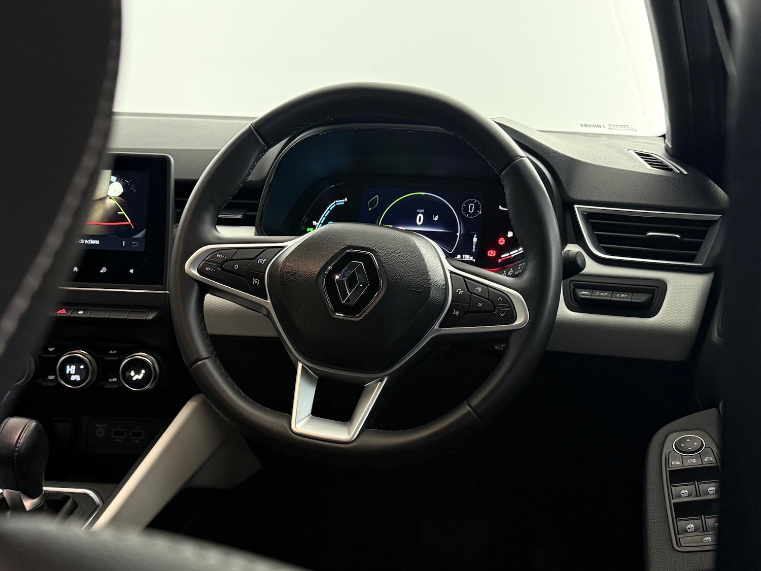 Used Renault Clio 2022 for sale - 77217011: Photo 17