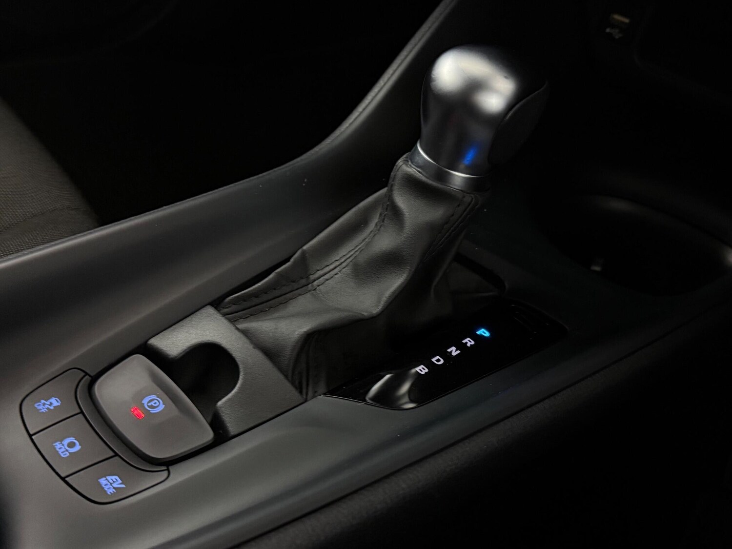 Used Toyota C-HR 2022 for sale - 77825316: Photo 31