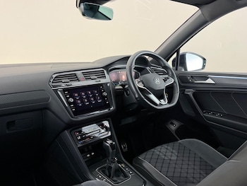 Used Volkswagen Tiguan Allspace 2022 for sale - 79388858: Photo