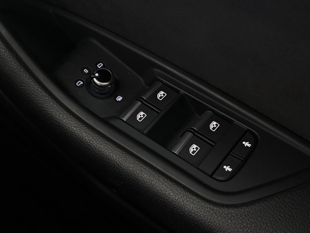 Used Audi A4 Avant 2017 for sale - 76086341: Photo 29
