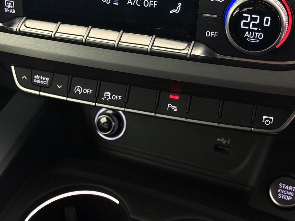 Used Audi A4 Avant 2017 for sale - 76086341: Photo 46