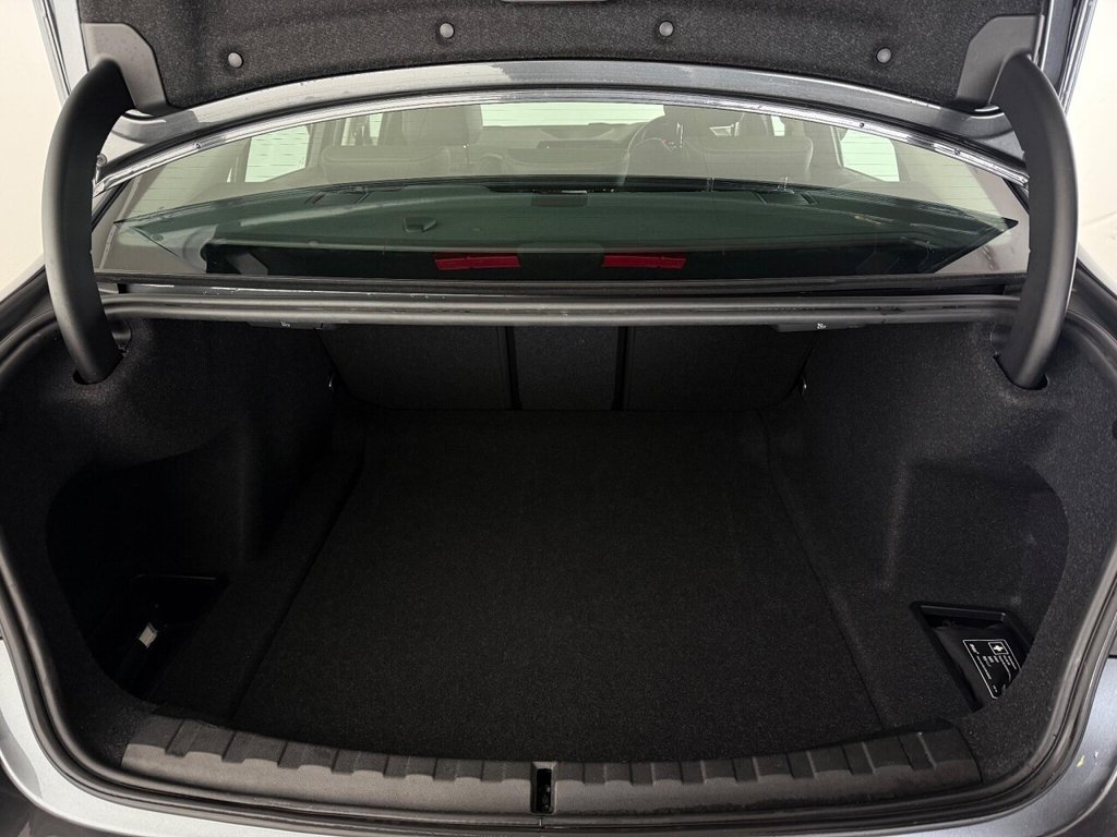 Used BMW 3 Series 2019 for sale - 76386138: Photo 13