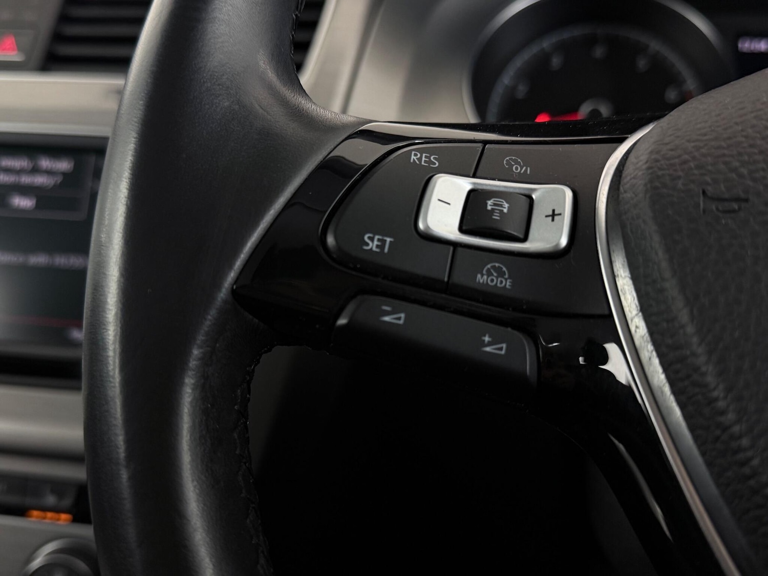 Used Volkswagen Golf 2016 for sale - 77057243: Photo 21