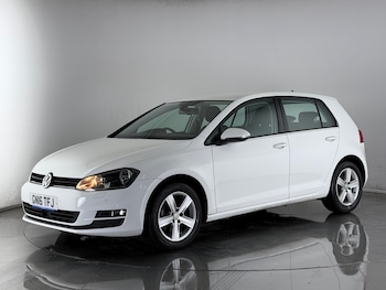 Used Volkswagen Golf 2016 for sale - 77057243: Photo