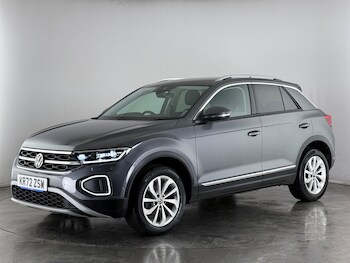 Used Volkswagen T-Roc 2022 for sale - 77332156: Photo