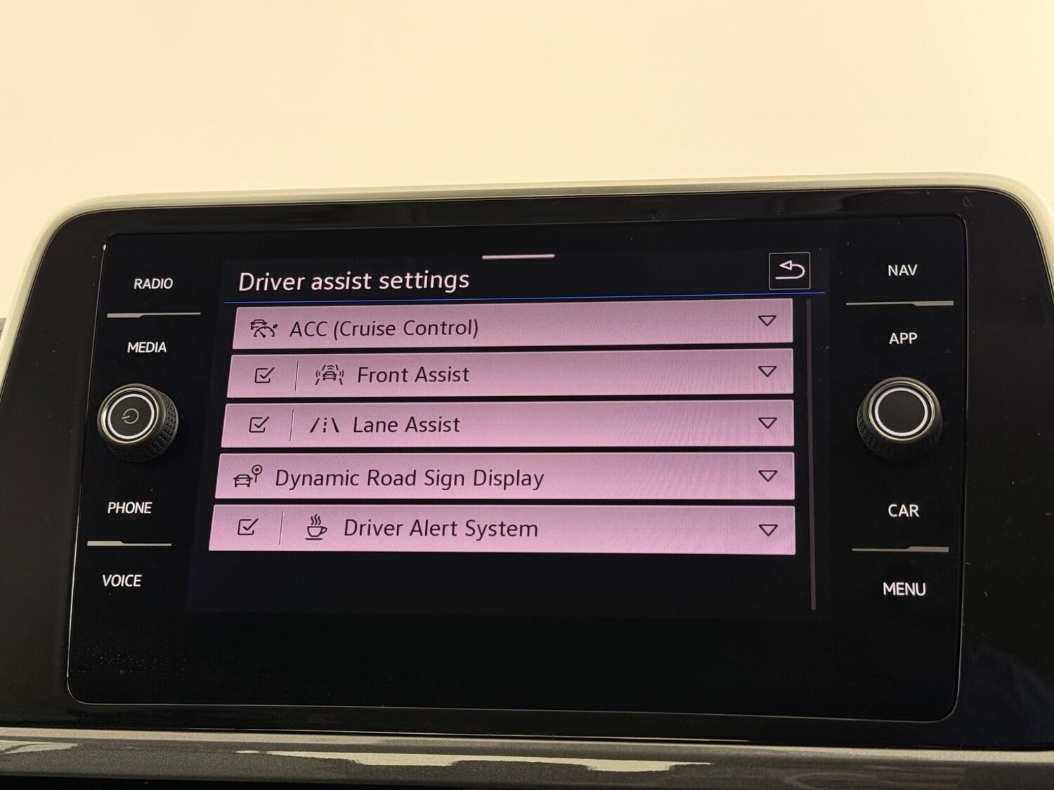 Used Volkswagen T-Roc 2022 for sale - 77332156: Photo 32