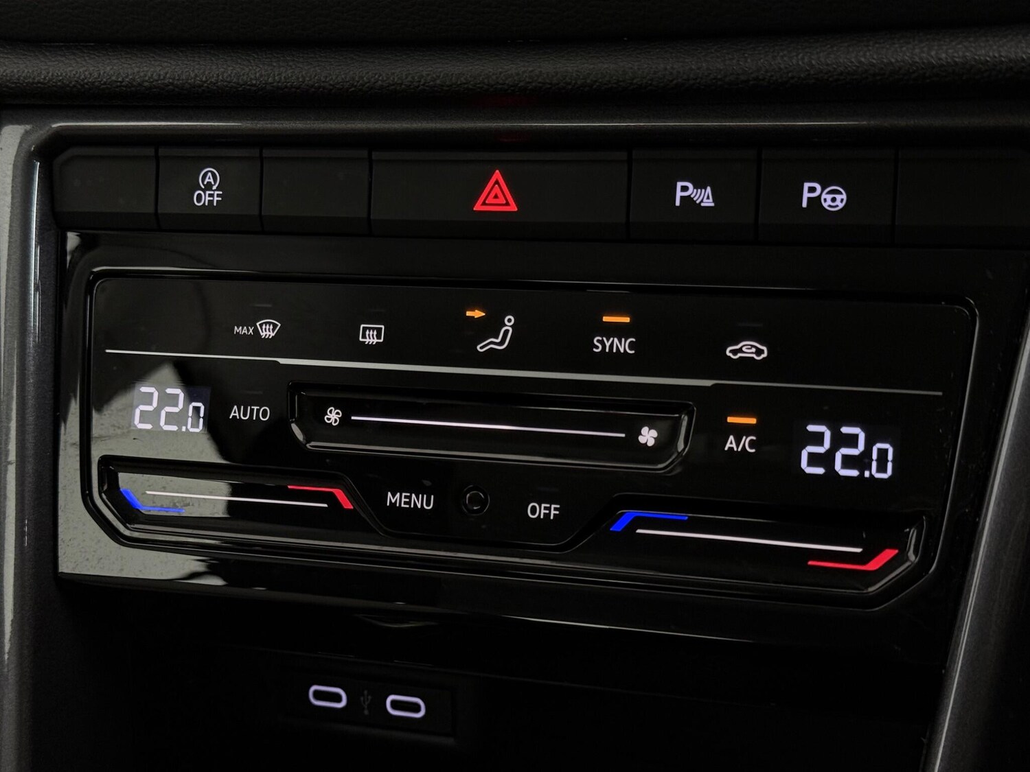 Used Volkswagen T-Roc 2022 for sale - 77332156: Photo 33