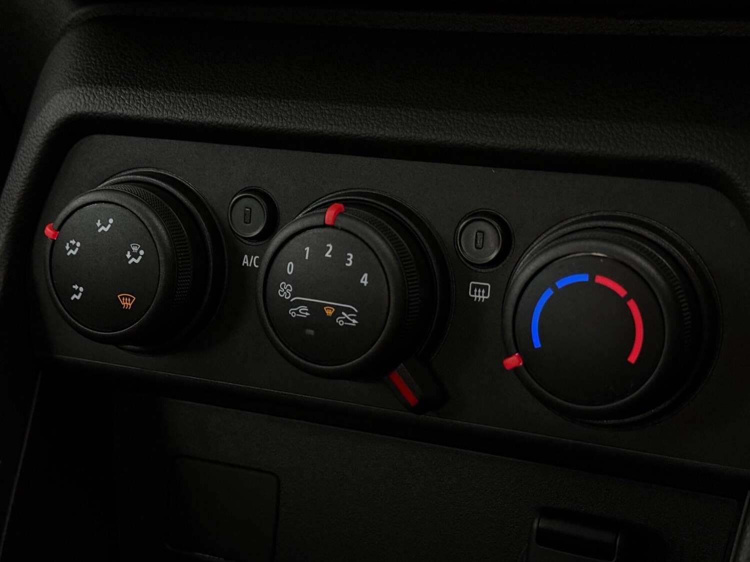 Used Dacia Sandero 2022 for sale - 77672076: Photo 22