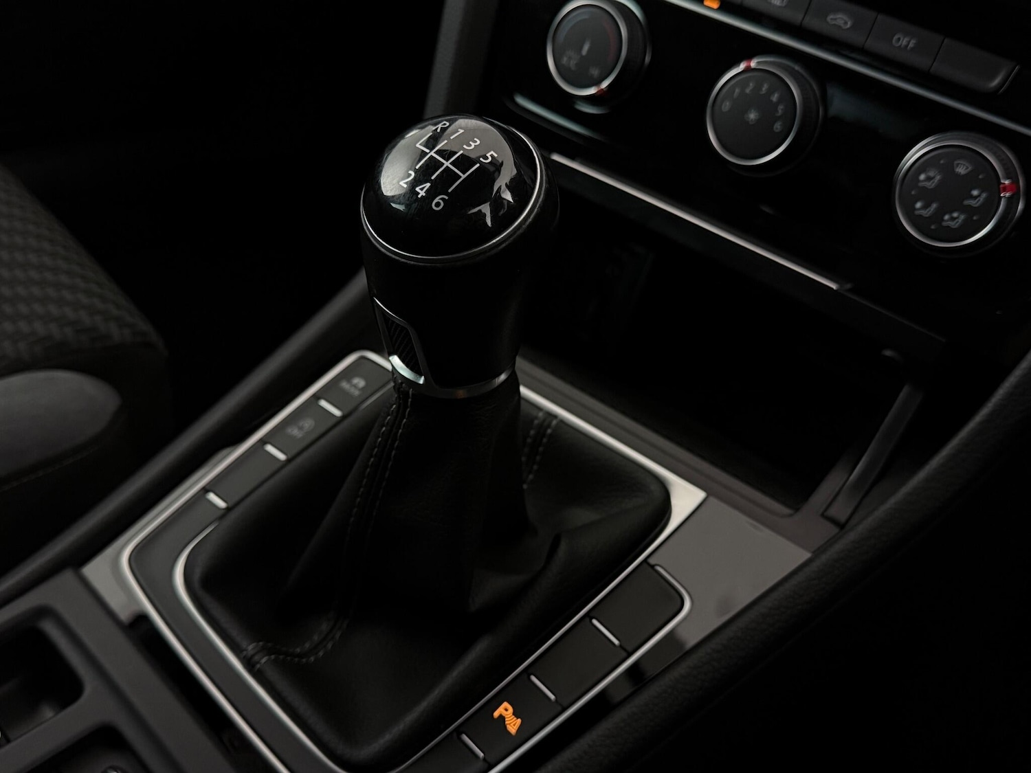 Used Volkswagen Golf 2019 for sale - 77222375: Photo 33