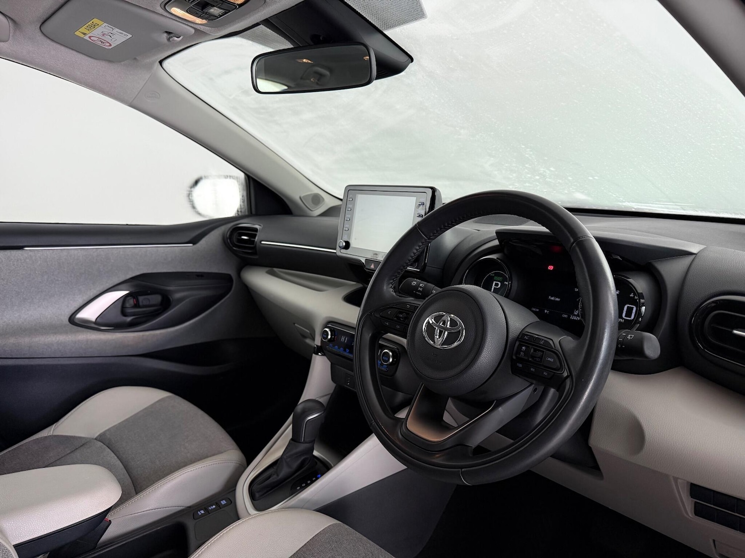 Used Toyota Yaris 2021 for sale - 77605062: Photo 18