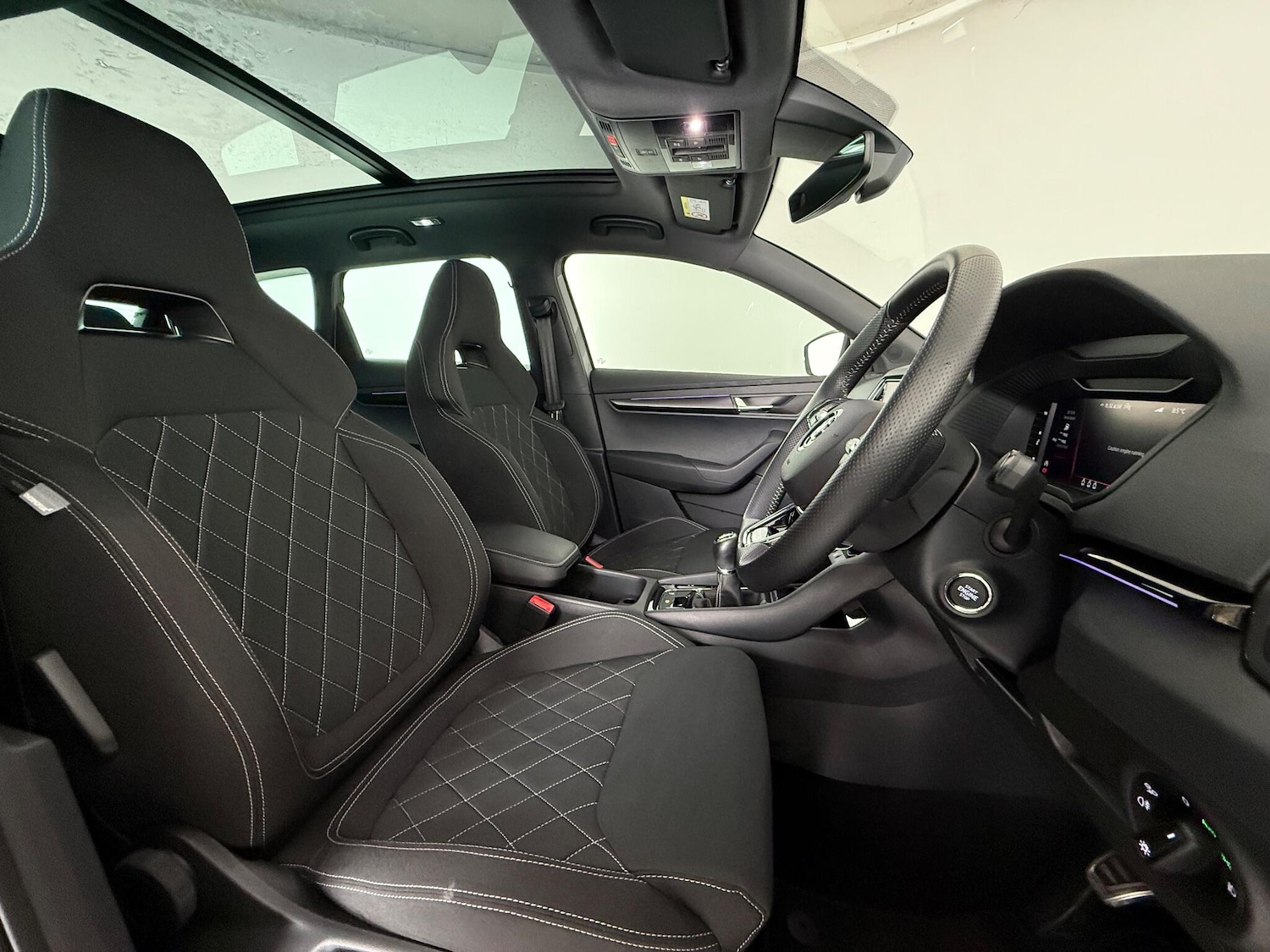 Used Skoda Karoq 2023 for sale - 77119596: Photo 15