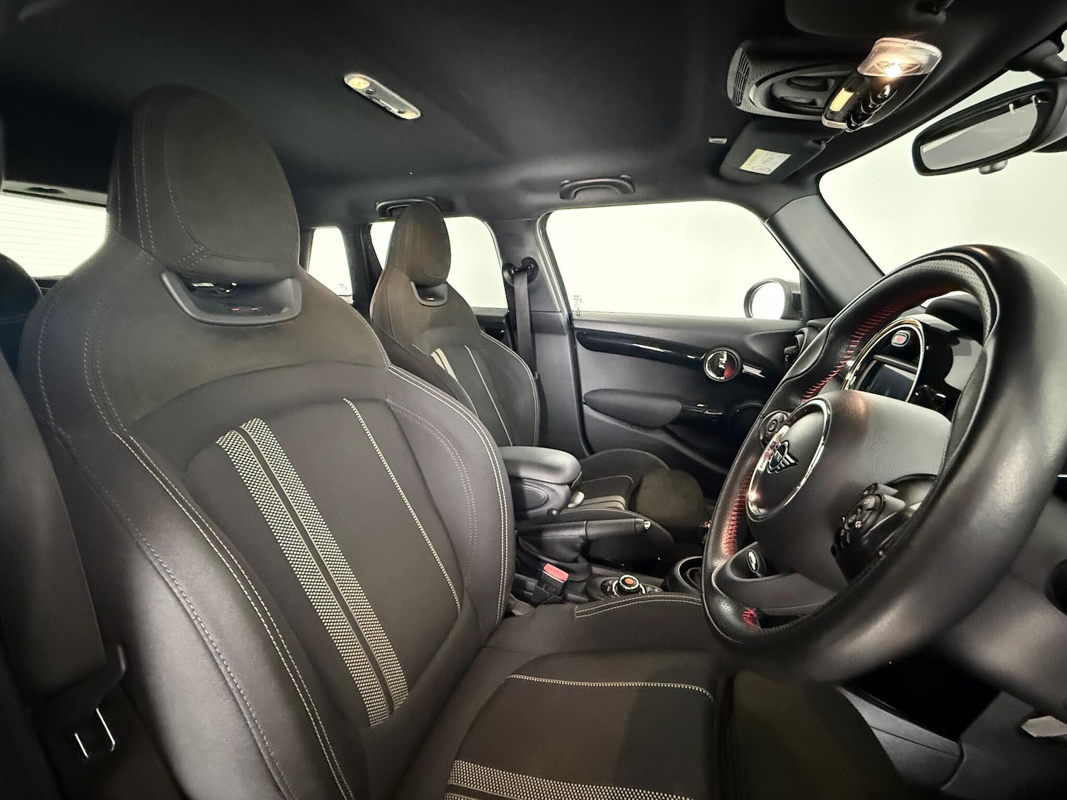 Used MINI Hatch 2020 for sale - 76467380: Photo 11