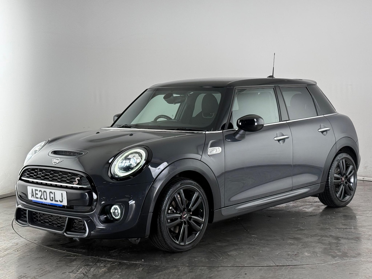 Used MINI Hatch 2020 for sale - 76467380: Photo 3