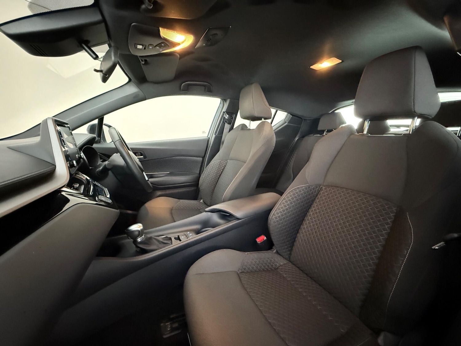 Used Toyota C-HR 2023 for sale - 78101573: Photo 13