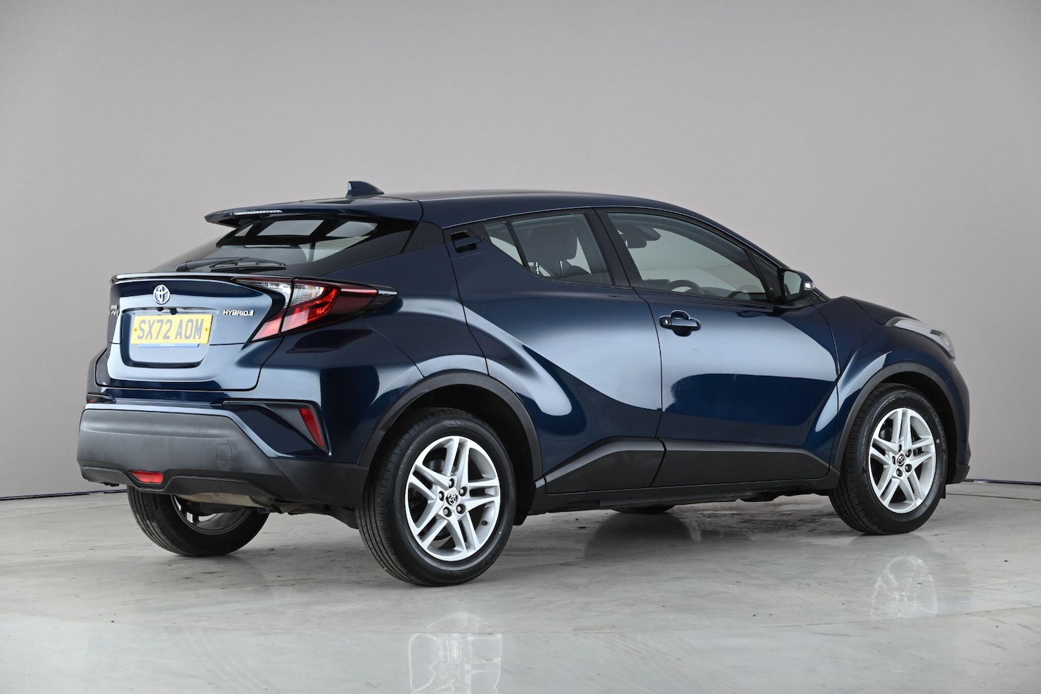Used Toyota C-HR 2023 for sale - 78101573: Photo 3