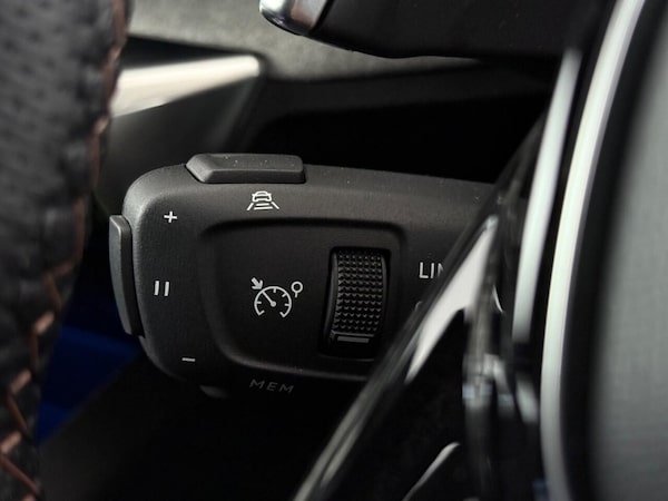 Used Peugeot 3008 2023 for sale - 74947213: Photo 28