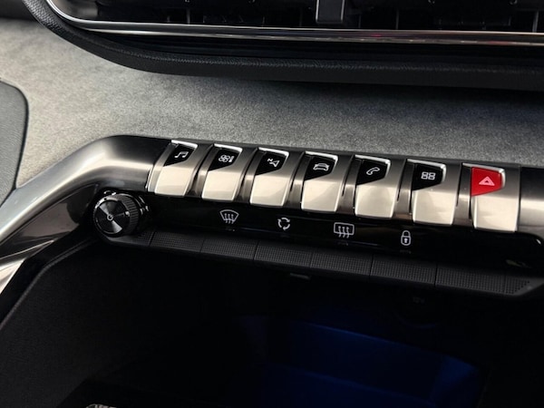 Used Peugeot 3008 2023 for sale - 74947213: Photo 41
