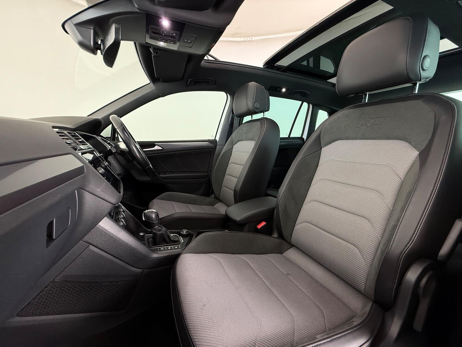 Used Volkswagen Tiguan 2019 for sale - 77217540: Photo 15