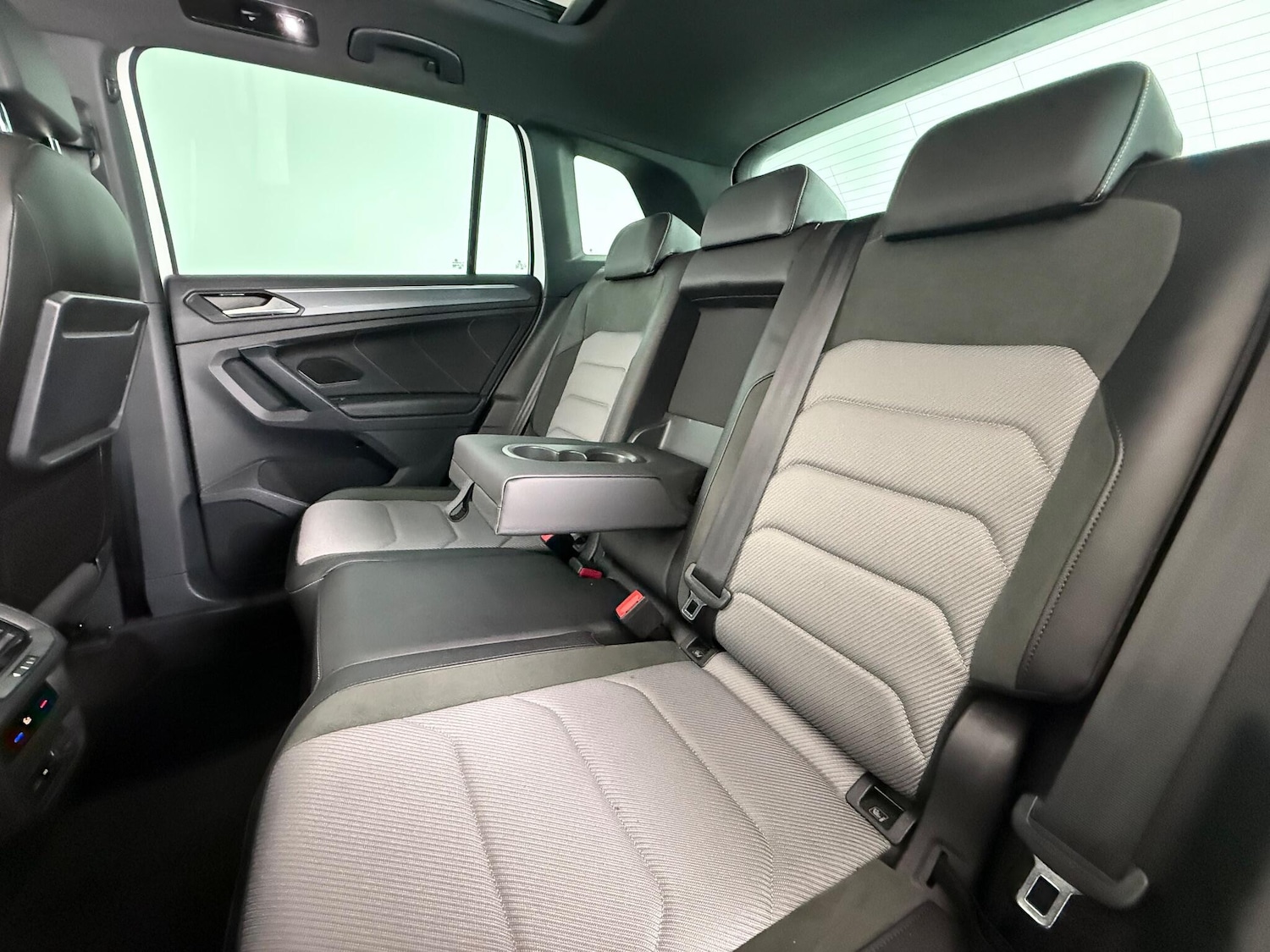 Used Volkswagen Tiguan 2019 for sale - 77217540: Photo 16