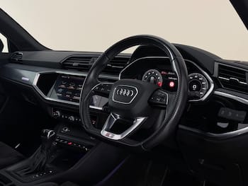 Used Audi Q3 2020 for sale - 79684311: Photo