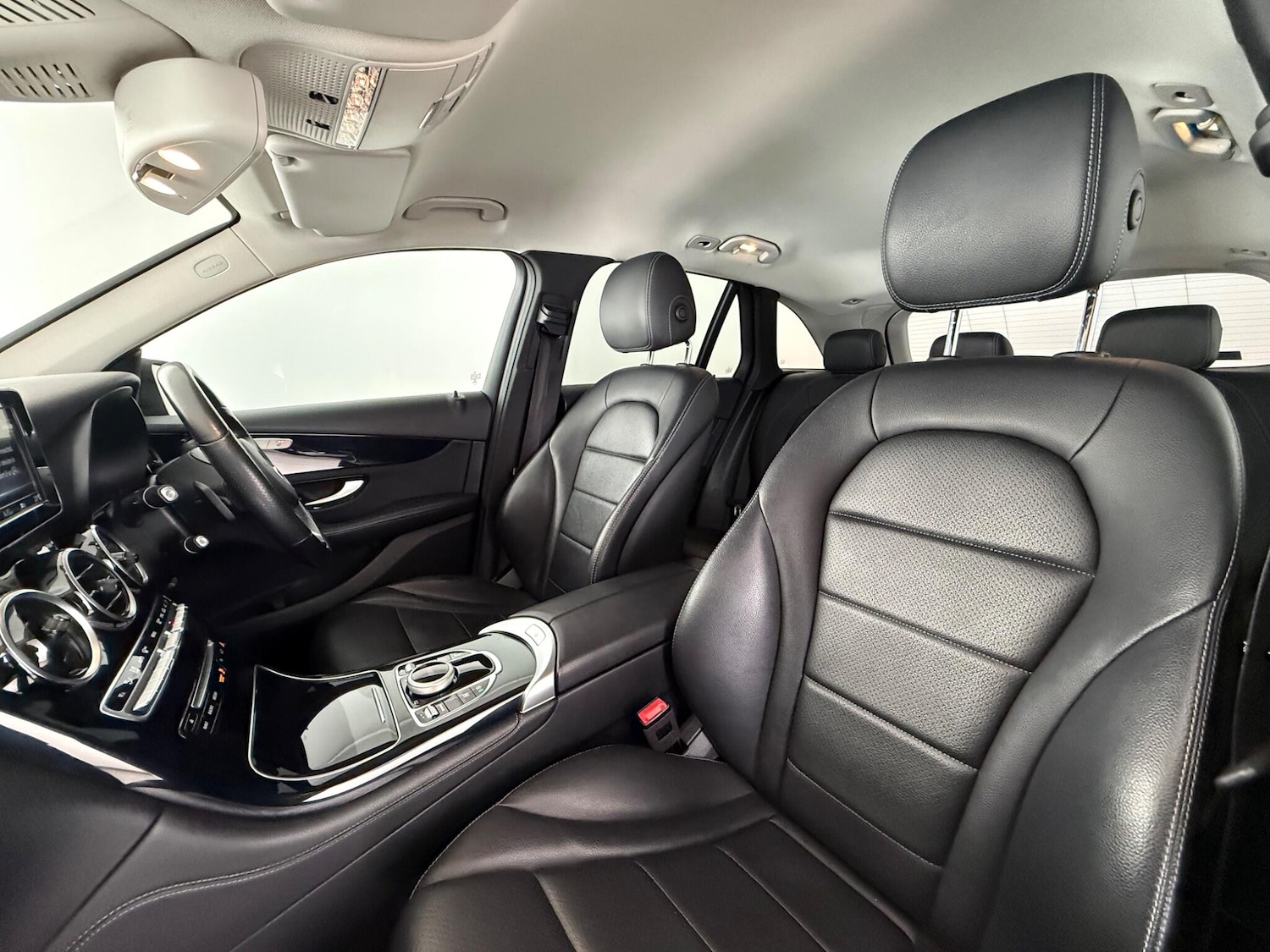 Used Mercedes-Benz GLC 2018 for sale - 77469418: Photo 15