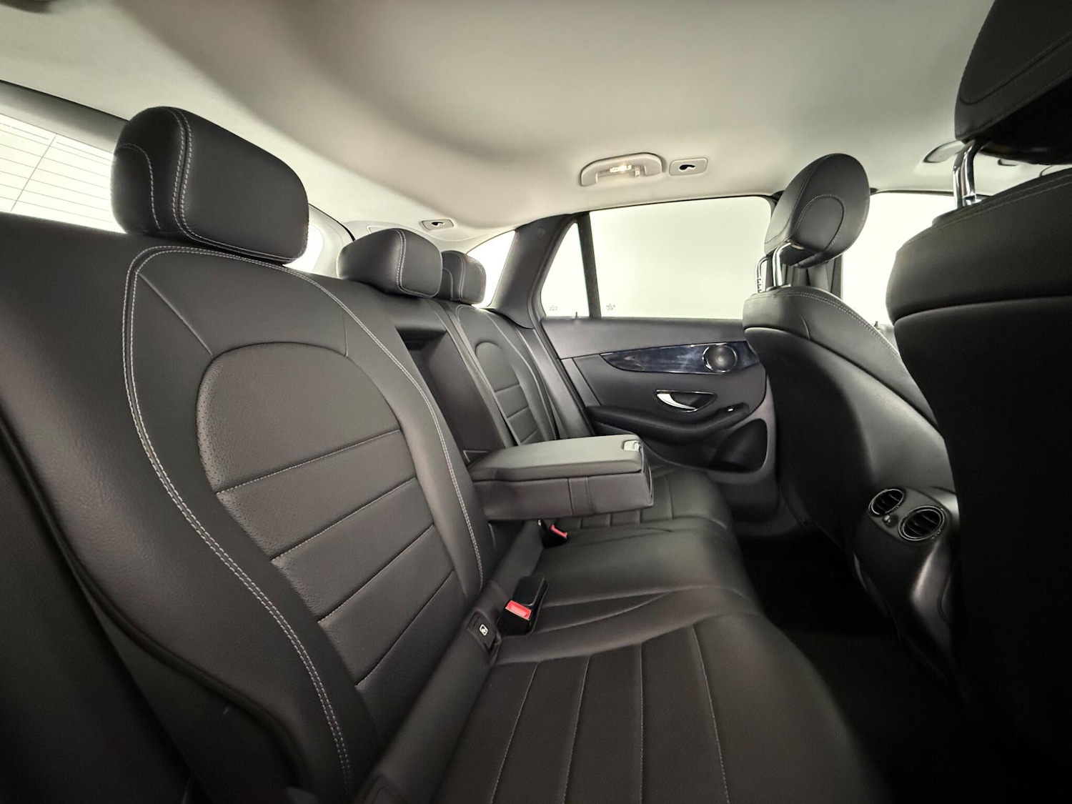 Used Mercedes-Benz GLC 2018 for sale - 77469418: Photo 16