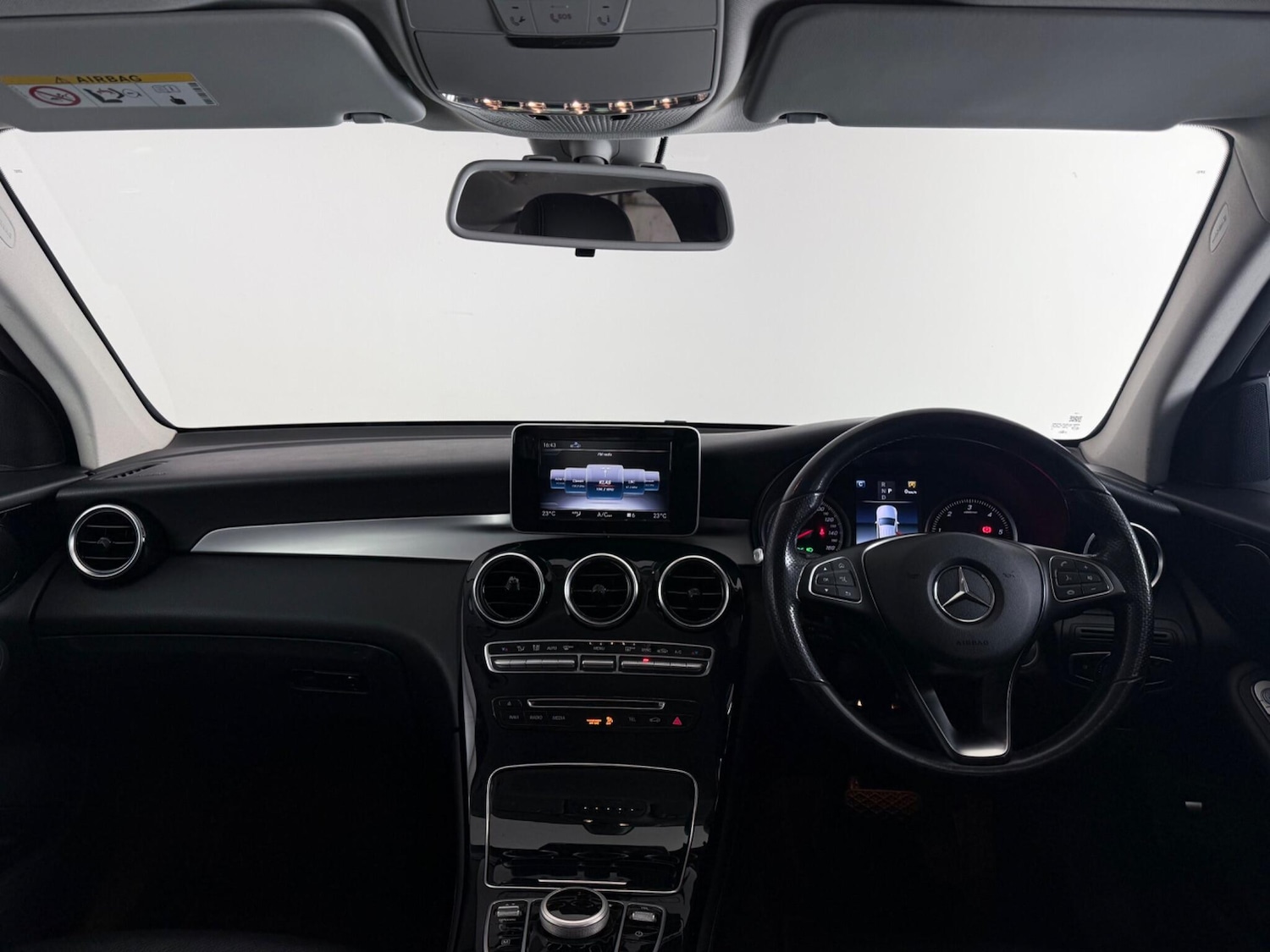 Used Mercedes-Benz GLC 2018 for sale - 77469418: Photo 17