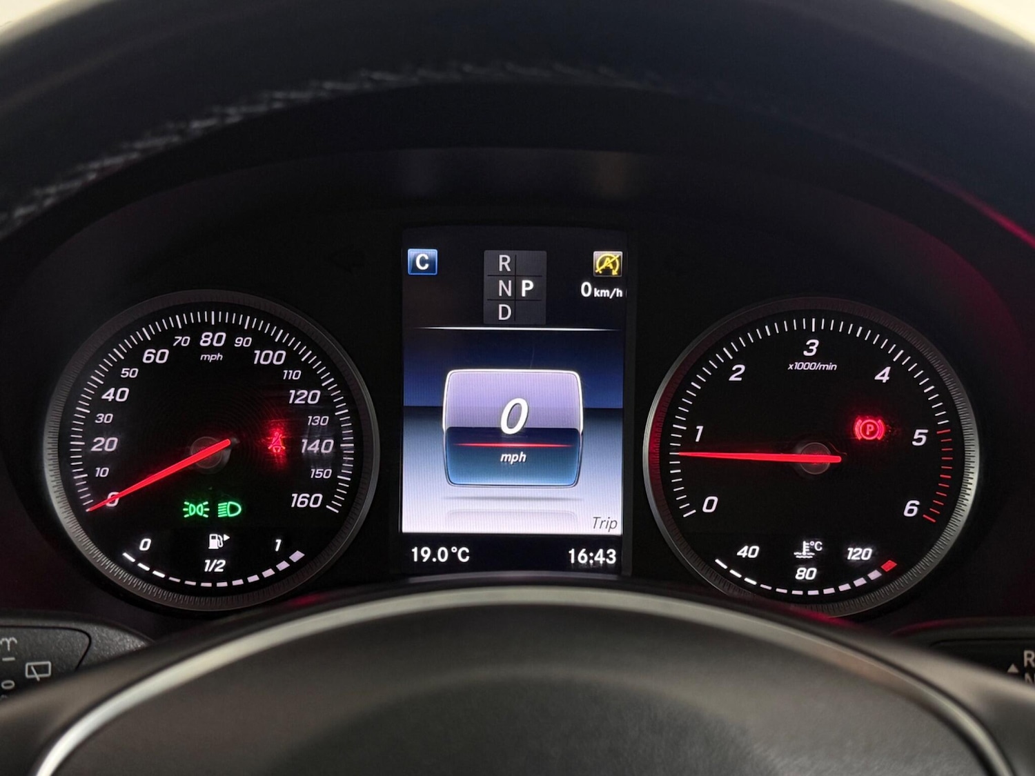 Used Mercedes-Benz GLC 2018 for sale - 77469418: Photo 20