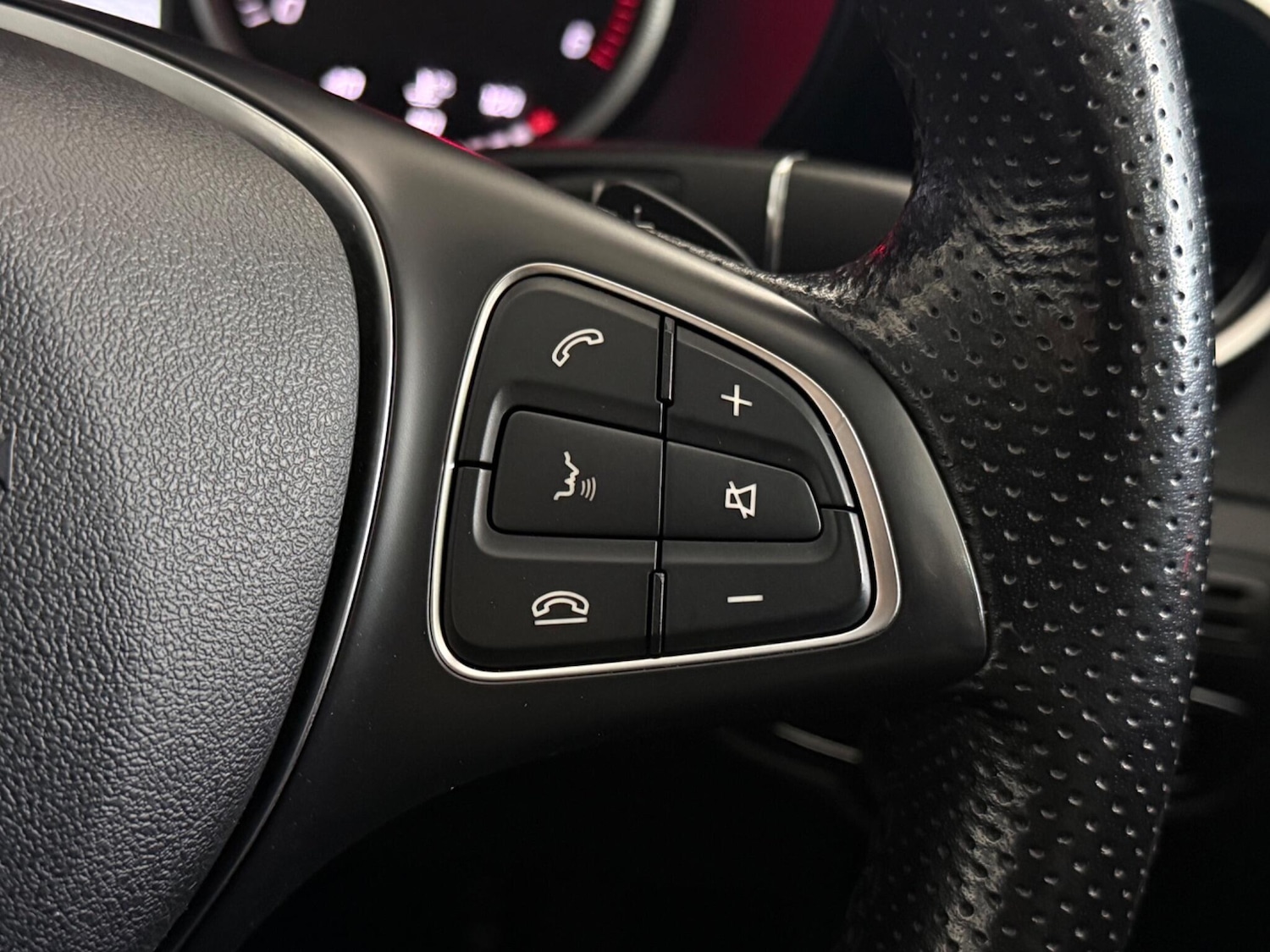 Used Mercedes-Benz GLC 2018 for sale - 77469418: Photo 21