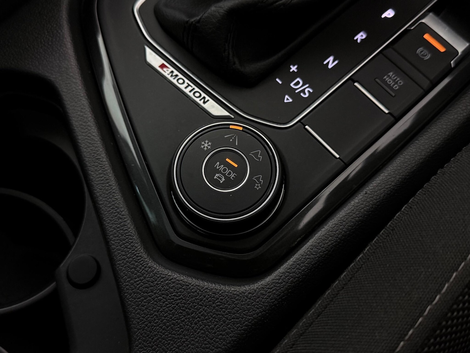 Used Volkswagen Tiguan 2018 for sale - 77246923: Photo 33