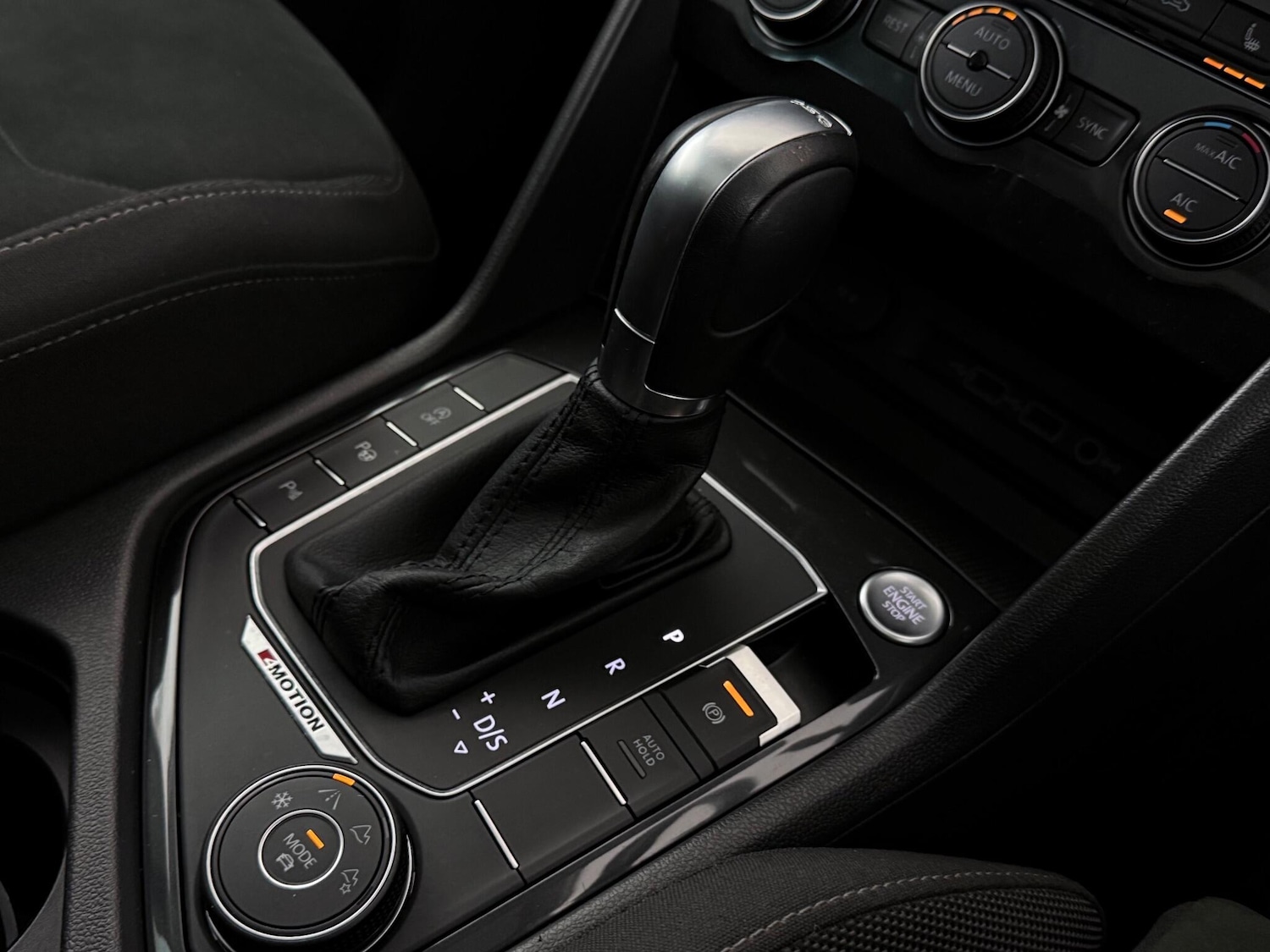 Used Volkswagen Tiguan 2018 for sale - 77246923: Photo 37