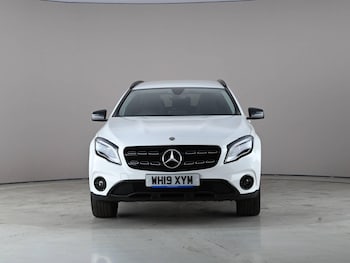 Used Mercedes-Benz GLA 2019 for sale - 78448954: Photo