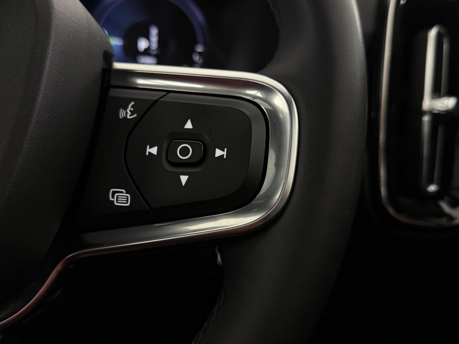 Used Volvo XC40 2021 for sale - 77222109: Photo 20