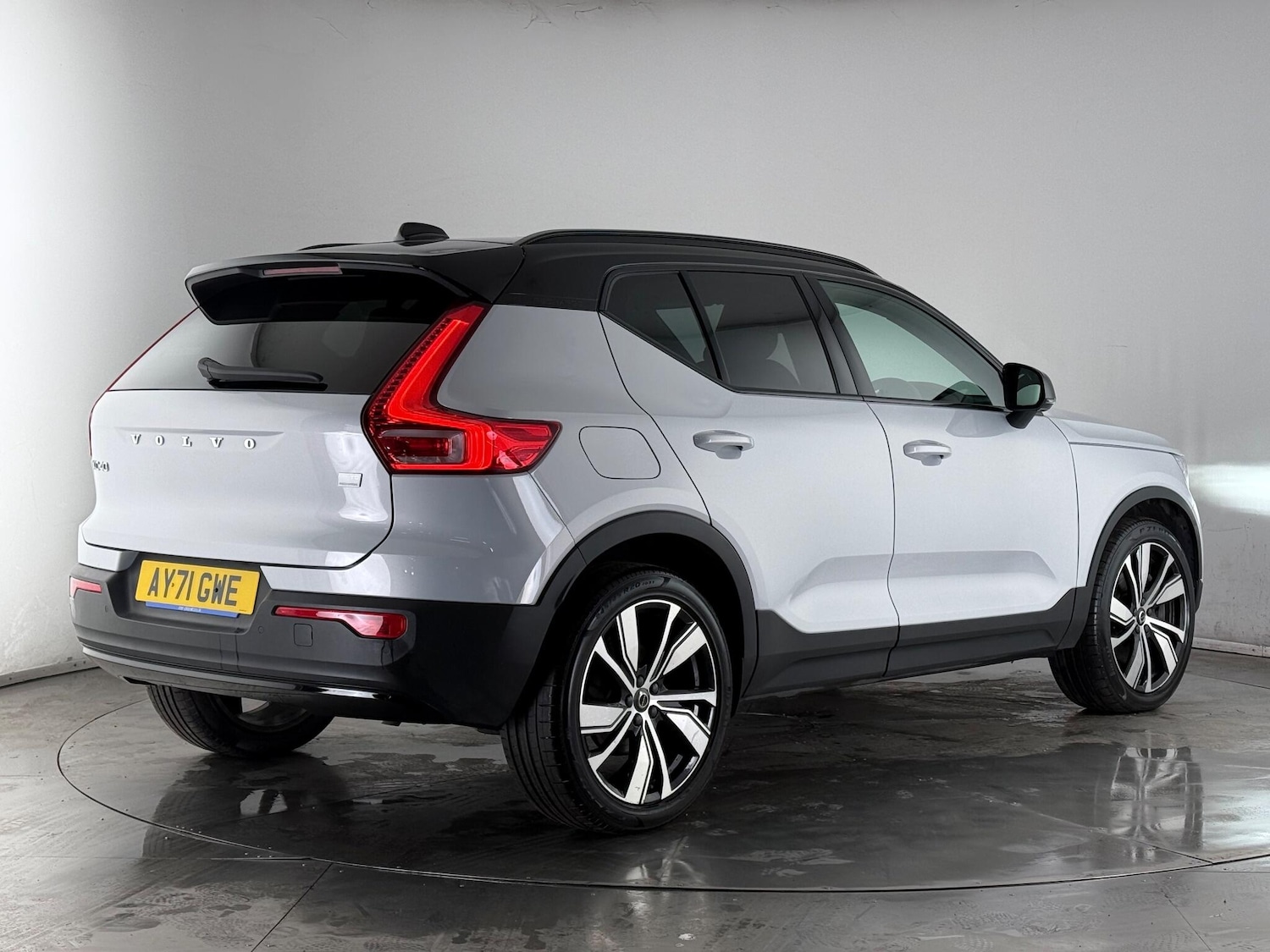 Used Volvo XC40 2021 for sale - 77222109: Photo 6