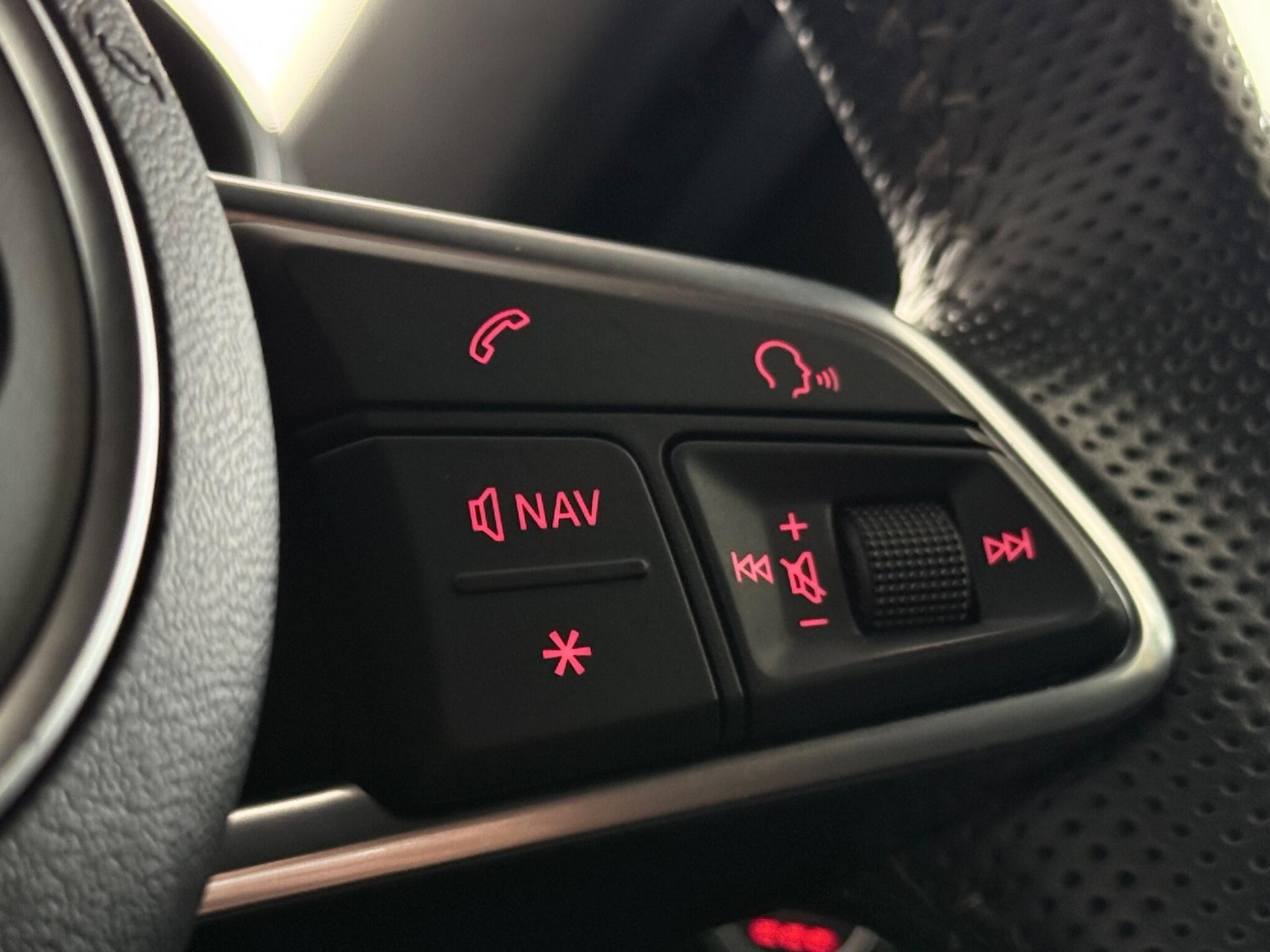 Used Audi TT 2019 for sale - 77672109: Photo 17