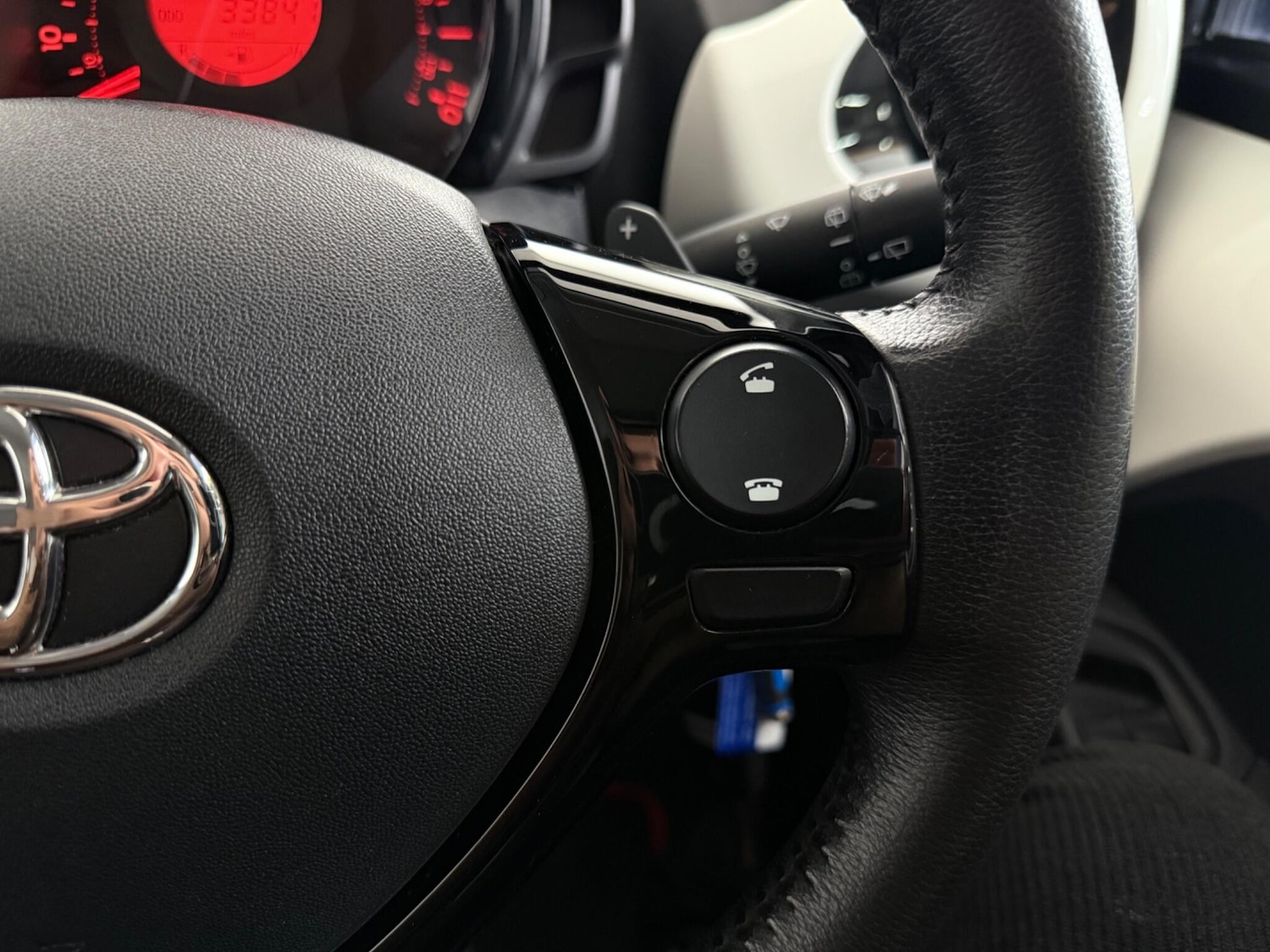 Used Toyota AYGO 2017 for sale - 77217182: Photo 19