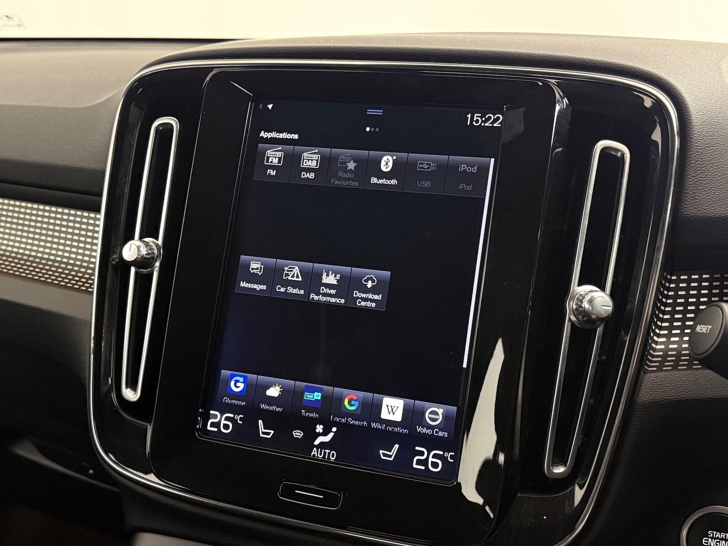 Used Volvo XC40 for sale - 76729040: Photo 27