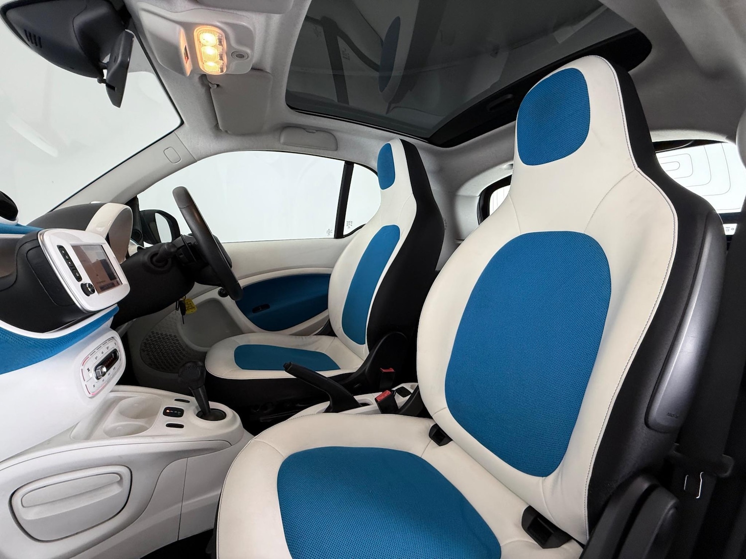 Used smart fortwo 2016 for sale - 77183008: Photo 13