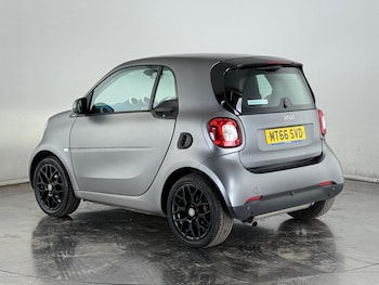 Used smart fortwo 2016 for sale - 77183008: Photo