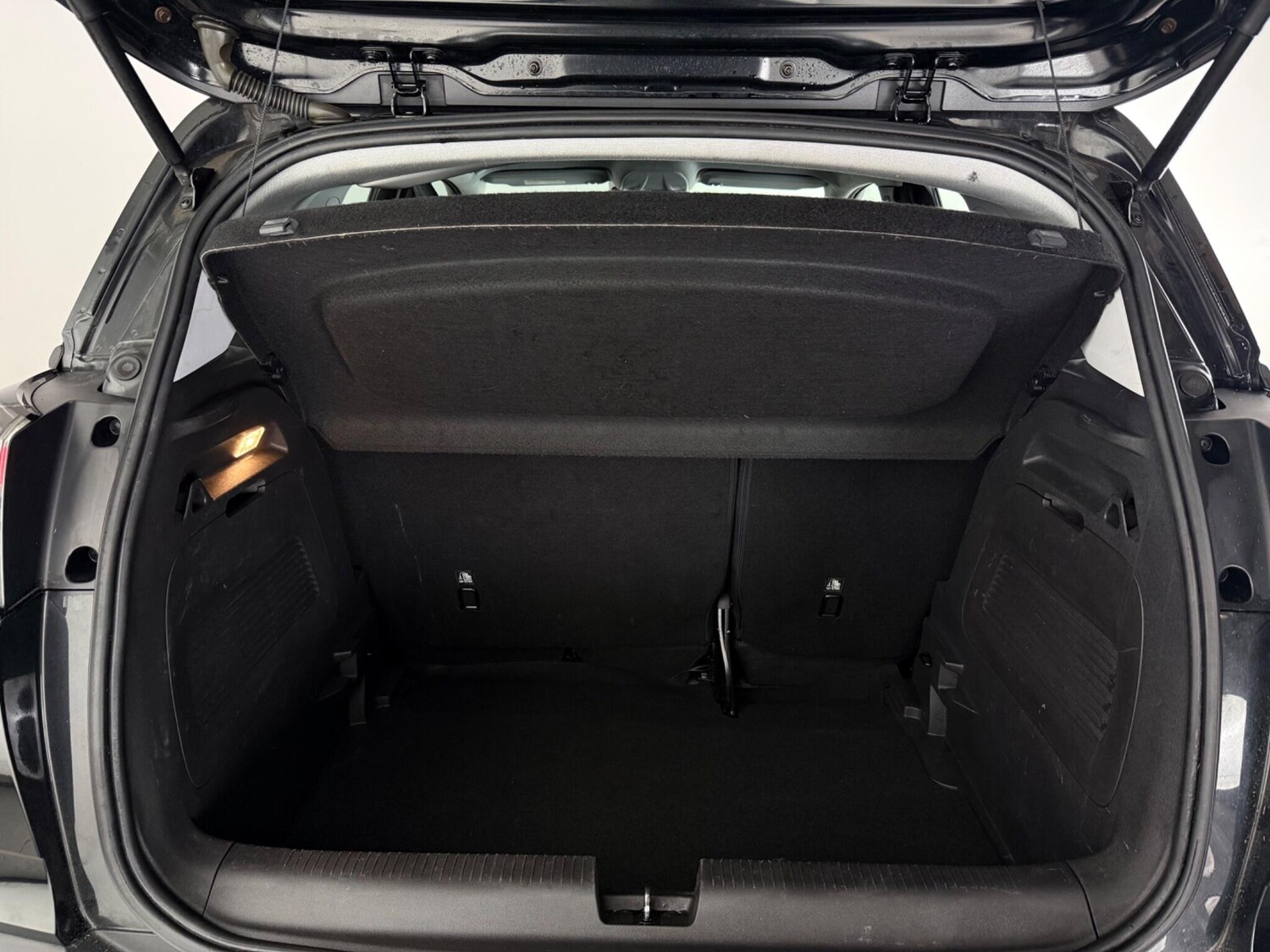 Used Vauxhall Crossland 2022 for sale - 77974335: Photo 10