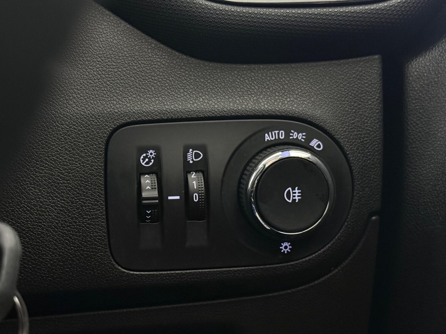 Used Vauxhall Crossland 2022 for sale - 77974335: Photo 32